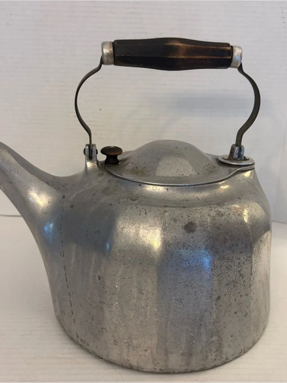 Antique Griswold 6QT Cast Aluminum Tea Kettle A536D Safety Fill. Wood Handle